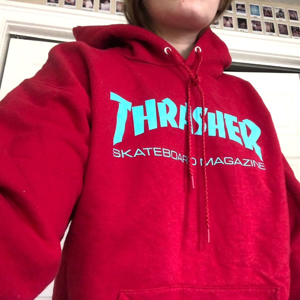 Red thrasher hoodie only worn a few times